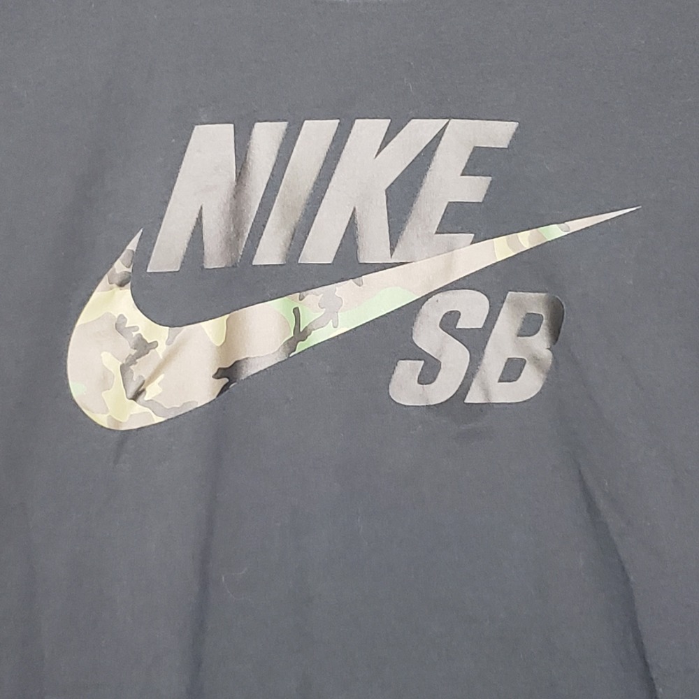 Nike SB Tee Shirt Black Camo Swoosh Logo Skateboarding Skater Streetwear Men's M - Picture 4 of 12
